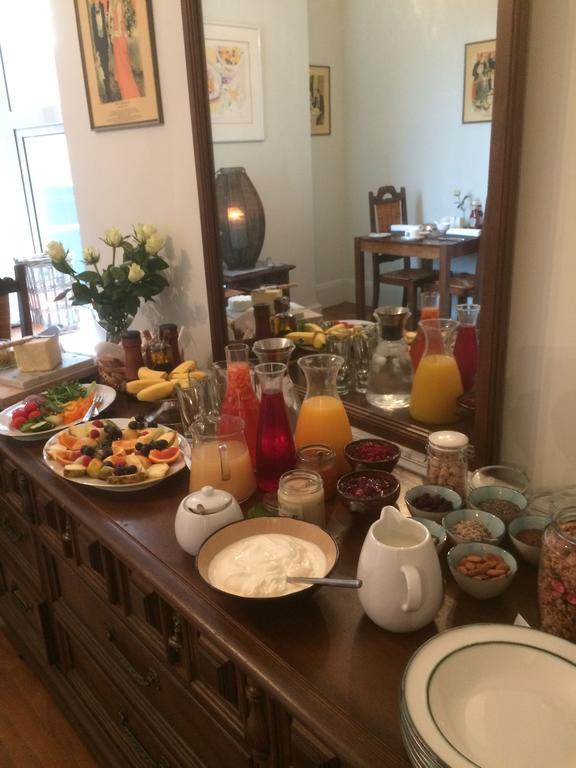 Holmleigh House Bed And Breakfast Сийтън Екстериор снимка